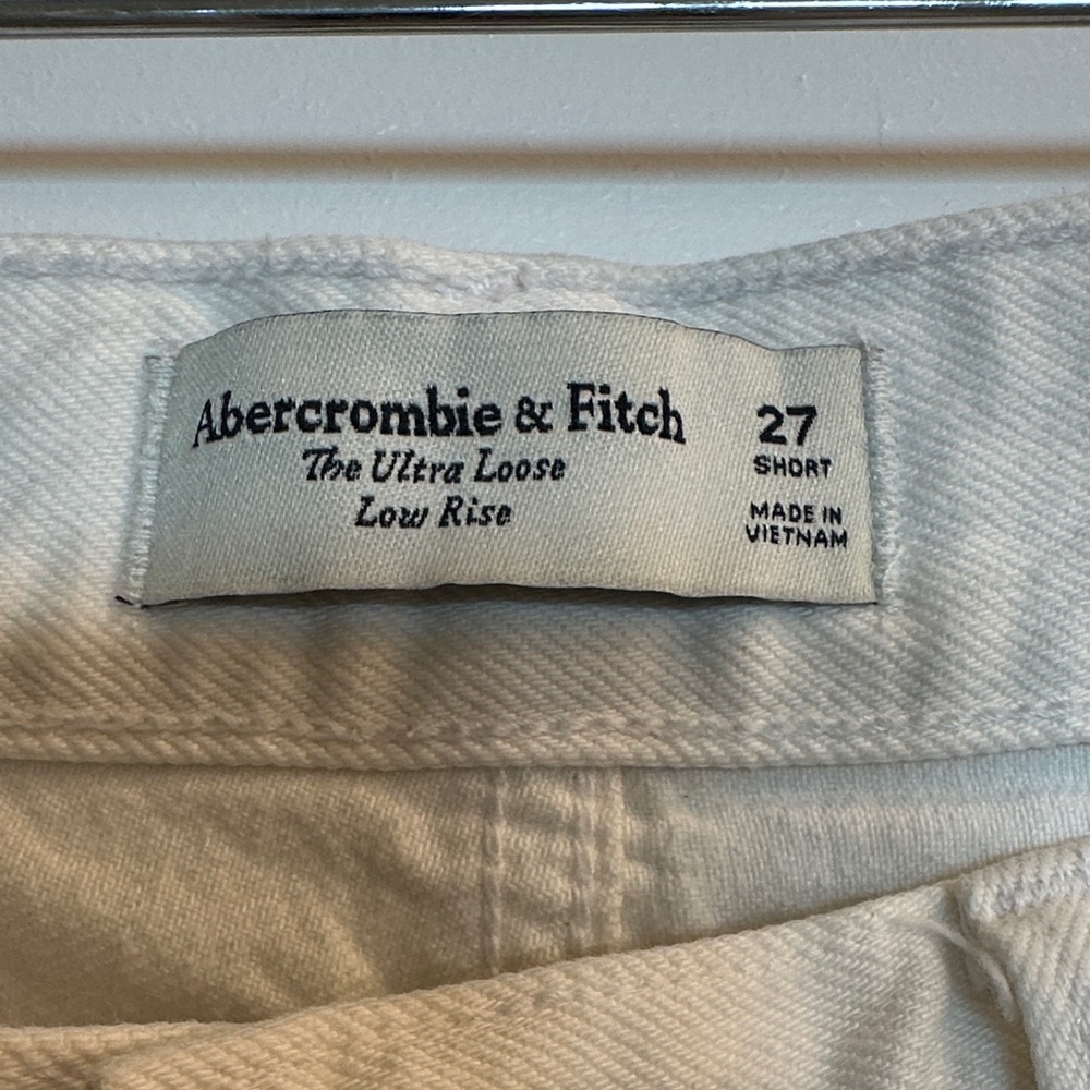 Abercrombie & Fitch The Ultra Loose Low Rise Jean Sz 27 Short - Picture 9 of 10